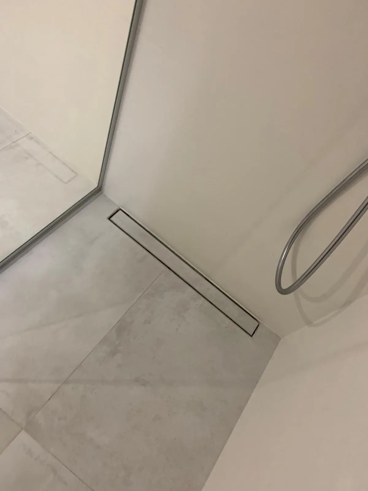 Scarico per doccia con coperchio per piastrellatura in ceramica
